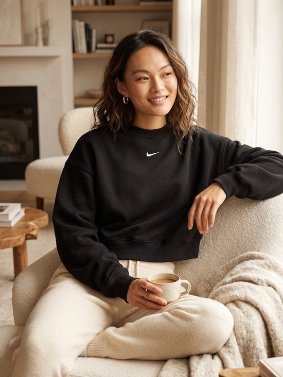 Nike Tops - Nike Center Swoosh Cropped Fleece Sweatshirt in Black